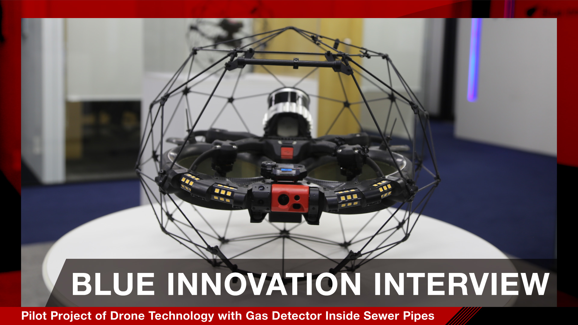 We successfully measured gas concentrations inside sewer pipes using a drone equipped with the compact gas detector "GW-3."